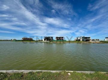 Terreno · 938m² · Lote Al Agua Barrio Puentes, Nordelta.