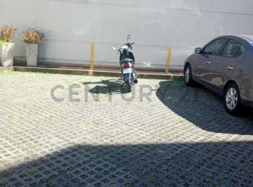 Garage · 12m² · Venta de Cochera en Villa Devoto, Capital Federal