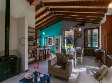 Casa · 168m² · 5 Ambientes · Casa en Venta Barrio El Rodeo La Plata