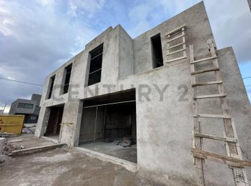 Casa · 85m² · 3 Ambientes · venta Duplex 2 Dorm. en Rincones de Manantiales rincones de Manantiale.