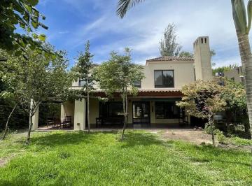 Casa · 345m² · 5 Ambientes · 3 Cocheras · Casa en Venta o Alquiler de 3 Dorm., Al Rio en Santa Maria de Tigre, Rincon de Milberg