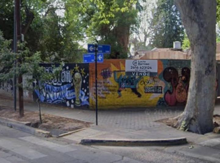 Terreno · 295m²