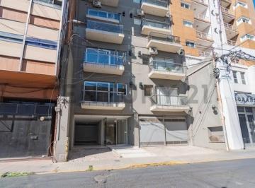 Departamento · 78m² · 3 Ambientes · San Jeronimo 1786 - Departamento 2 Dorm. - Cocheras en Ven