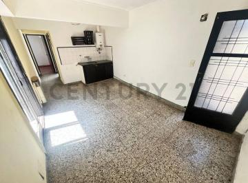 PH · 43m² · 3 Ambientes · PH de 2 Dorm. en Venta en Tolosa
