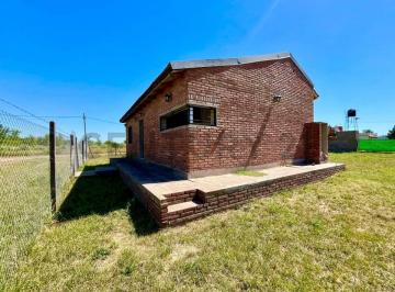 Casa · 85m² · 2 Ambientes · Casa en Venta