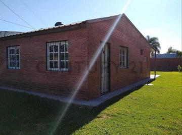 Casa · 70m² · 2 Ambientes · Casa de 2 Dorm. en Zona El Mate Sauce Viejo, Santa Fe