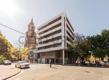 Local comercial · 50m² · Local Comercia en Cercanía a Av Pellegrini 50 m²
