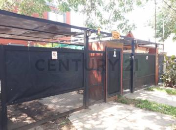 Casa · 120m² · 2 Ambientes · Condominio de 4 Casas en Venta Funes - Oportunidad Para Inve