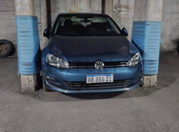 Garage · 13m² · Venta de Cochera en La Plata Casco, La Plata.cochera Cubierta Ubicada en 42 E/ 6 y 7.2d.