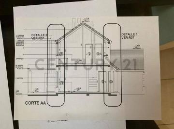 Casa · 68m² · 3 Ambientes · 1 Cochera · Casa en Venta