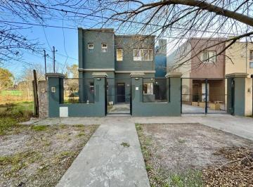 Casa · 183m² · 4 Ambientes · Casa en Funes Apto Crédito