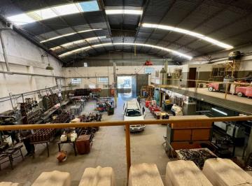 Bodega-Galpón · 575m² · Galpón y Oficinas en Venta