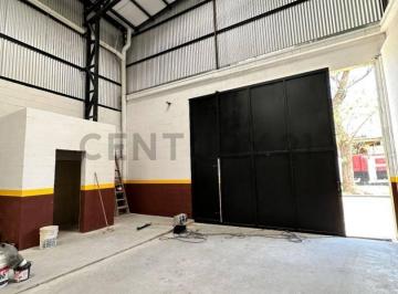 Bodega-Galpón · 216m² · Galpón a Estrenar en Venta con Rápida Salida a Colectora Molina 2600