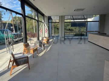 Local comercial · 135m² · 1 Cochera · Local en Venta en City Bell