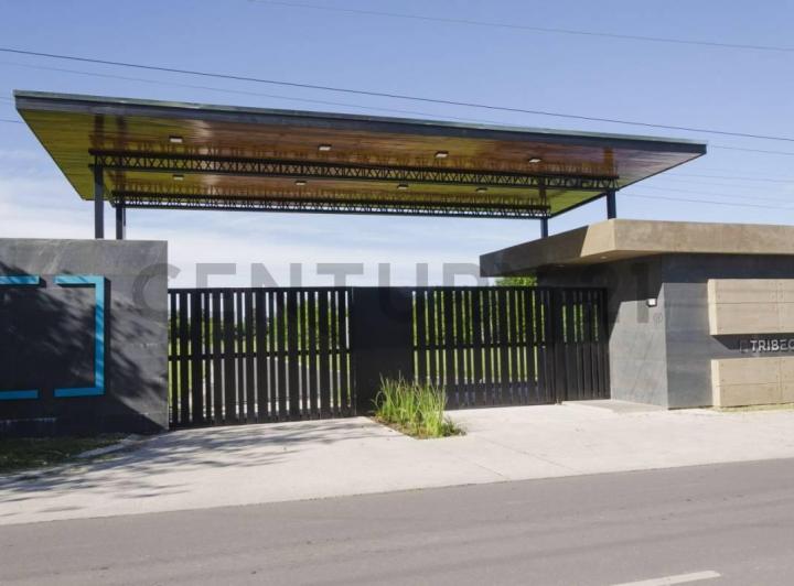 Terreno · 600m²