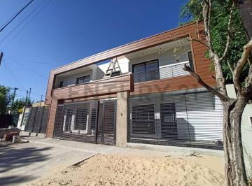 Casa · Venta Casa PH 4 Ambientes en Complejo Cerrado, Ituzaingo