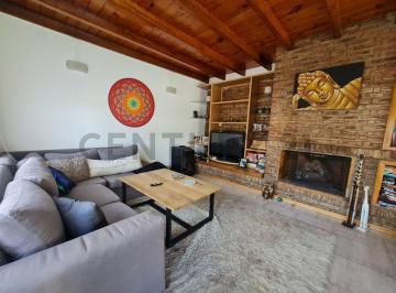 Casa · 150m² · 6 Ambientes · 2 Cocheras · Casa en Venta en El Casco de Pacheco