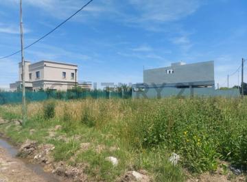 Terreno · 527m² · 138 Esquina 509. Lote en Venta José Hernandez, La Plata