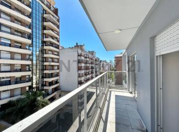 Departamento · 45m² · 3 Ambientes · Venta Departamento 1 Dormitorio con Balcon Al Frente Centro Rio