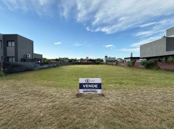 Terreno · 1000m² · Terreno en Venta en La Cercania - Central Escritura!