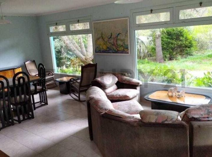 Casa · 520m² · 8 Ambientes