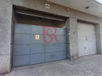 Bodega-Galpón · 350m² · Dn - Galpon con Oficinas y Dos Baños en Venta! Av La Plata