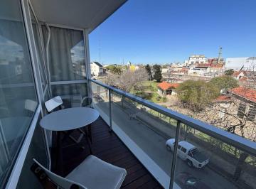 Departamento · 45m² · 2 Ambientes · En Venta Departamento 2 Ambientes con Cochera Al Frente Zona Puerto