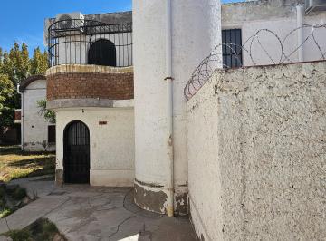 Casa de 7 ambientes, Las Heras · Barrio 12 de Junio
