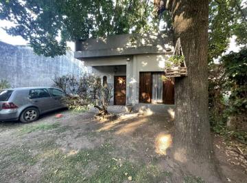 Casa · 45m² · 2 Ambientes · 3 Cocheras · Venta de Casa 2 Ambientes, Ituzaingó Americana