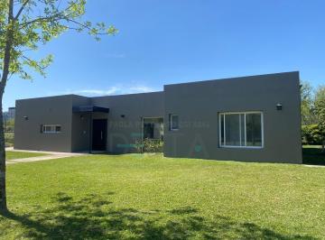 Casa · 170m² · 4 Ambientes · 1 Cochera · Casa - Venta - 4 Amb - en Una Planta - Galeria - Jardin - Pileta - en Barbarita, General Pacheco, Tigre