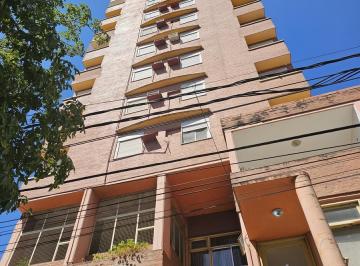 Departamento · 72m² · 3 Dormitorios · Departamento en Ameghino 850