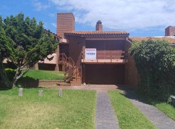 Casa · 375m² · 5 Ambientes · Hermosa Casa Cinco Ambientes Frente Al Mar