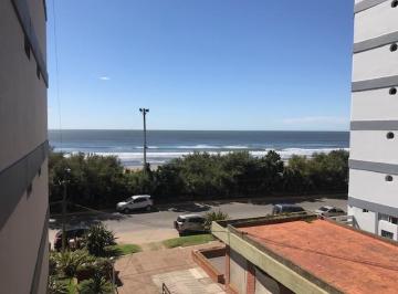 Departamento · 65m² · 3 Ambientes · 1 Cochera · Excelente Departamento Tres Ambientes con Cochera Frente Al Mar! Zona Norte!