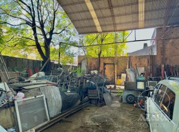 Terreno · 320m² · Casa a Demoler Sobre Terreno 8,66 X 37 en Carapachay en Venta