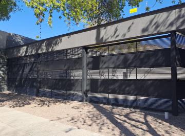 Casa de 3 ambientes, Ciudad de Mendoza · Alquiler Casa Estrenar Ciudad