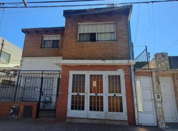 Casa · 1m² · 2 Ambientes · Casa en Planta Baja en Venta