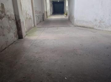 Garage , Mar del Plata · Cochera en Planta Baja - Moreno y España