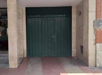 Garage 11m² Venta Macrocentro · Cochera en Planta Baja - Moreno y España