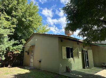 Casa de 2 ambientes, La Plata · Venta Casa Gonnet Villa Castells 11 y 486
