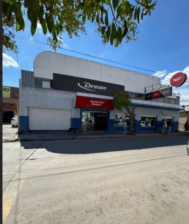 Local comercial · 775m² · 4 Ambientes