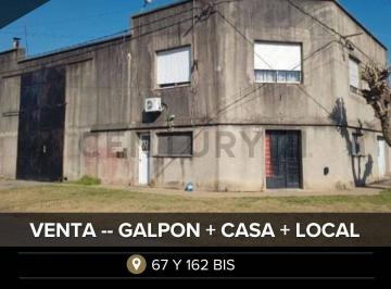 Bodega-Galpón · 235m² · Venta de Galpon en Los Hornos La Plata con Casa