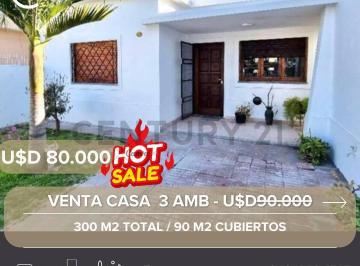 Casa · 90m² · 3 Ambientes · 1 Cochera · Casa Venta en Ezpeleta 3 Ambientes con Parque y Cochera