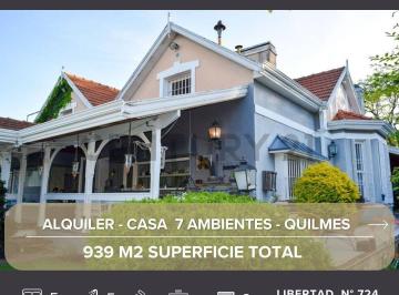 Casa · 582m² · 7 Ambientes · 2 Cocheras · Venta de Casa 7 Ambientes 5 Dorm., Quilmes