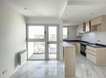 Departamento · 50m² · 2 Ambientes · Alq 24 m - Depto 2 Amb. a La Calle y a Estrenar. con Doble Balcón - Chauvin