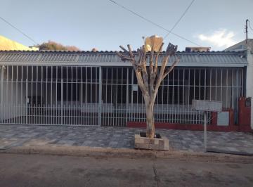 Casa de 9 ambientes, Córdoba · Casa 3 Dorm. Galeria Patio Cochera en B° Zumaran