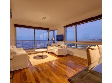 Departamento · 103m² · 4 Ambientes · 3 Cocheras · Alquiler - Olivos - 4 Ambientes - Amobladol - Vista Al Rio