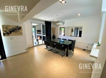 Casa · 370m² · 5 Ambientes · 2 Cocheras · Casa en Venta en Los Alisos, Nordelta