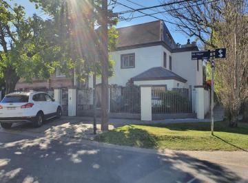 Casa de 6 ambientes, San Isidro · Venta - Casa - San Isidro