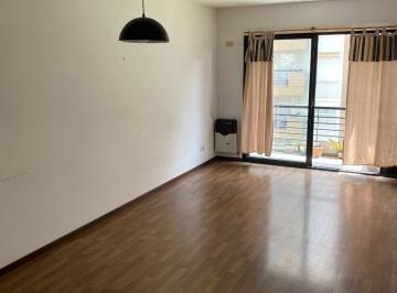 Departamento · 33m² · 1 Ambiente · Monoambiente Al Frente con Balcon, Alquiler Villa Urquiza