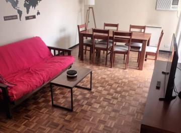 Departamento · 62m² · 3 Ambientes · Excelente 3 Amb Equipado Para 4 Pers. con Balcón, Muy Luminoso!